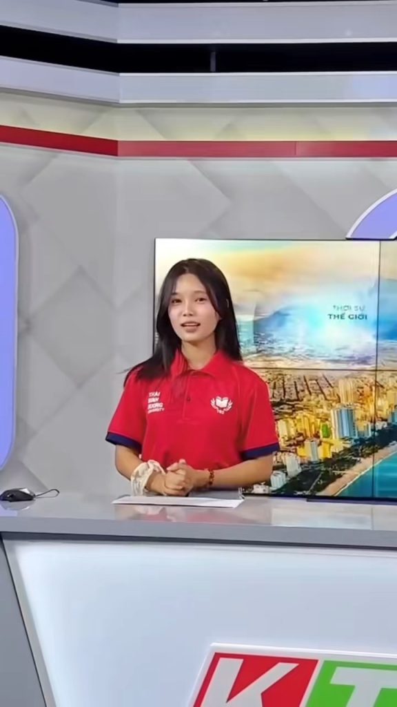 Video thumbnail - 1 ngày sinh viên TTĐPT thực hành tại trường quay KTV